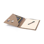 Cartellina in cartone riciclato con blocco e penna 31 5628