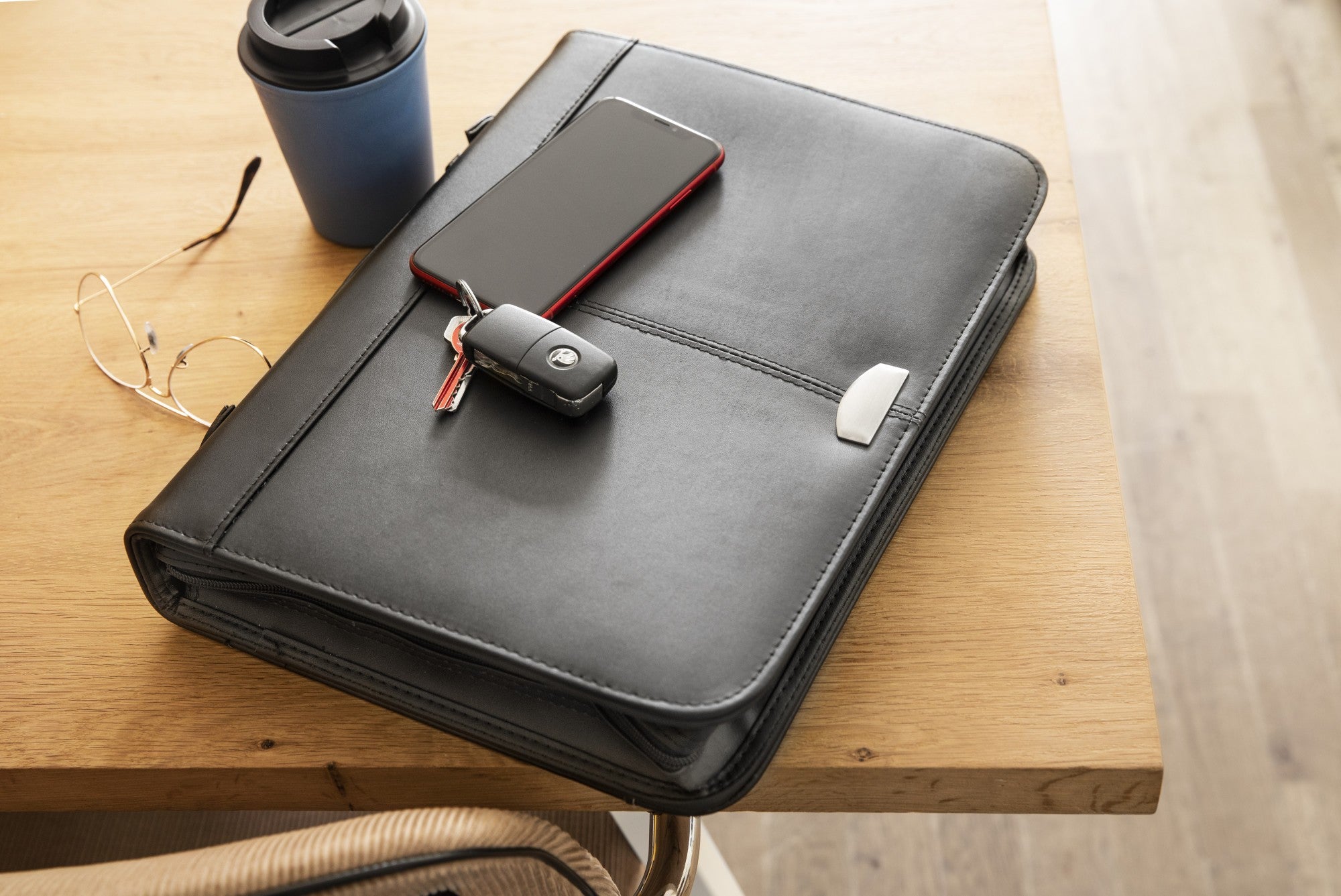 Portablocco personalizzato +/- A4 in similpelle 01516