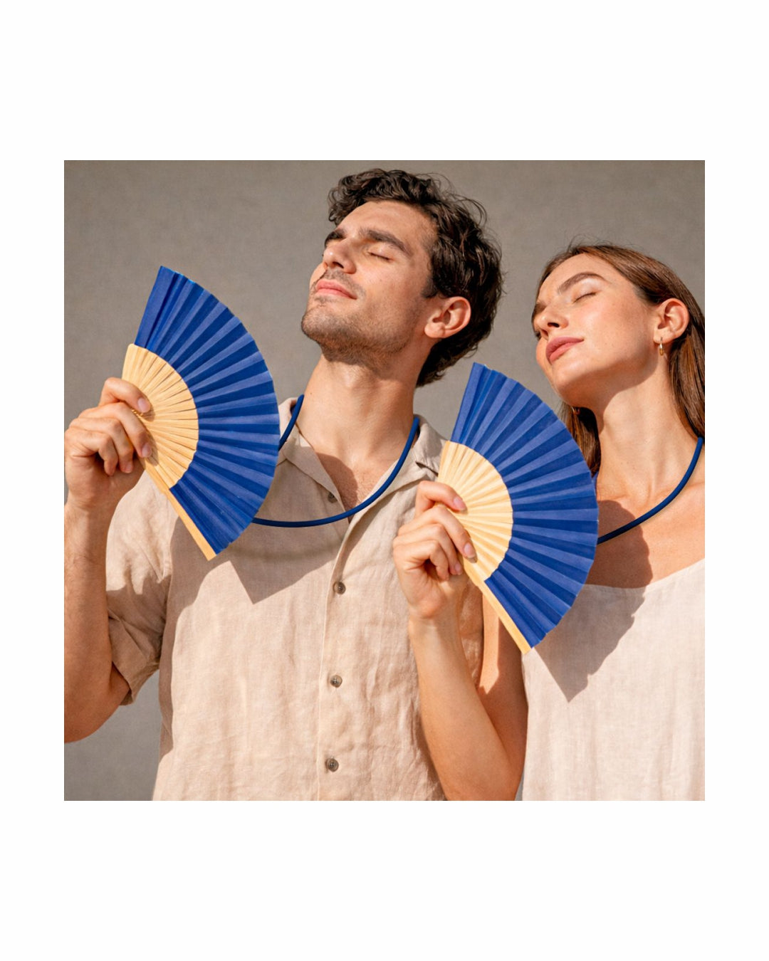 31 22331 Ventaglio in bamboo con cordino